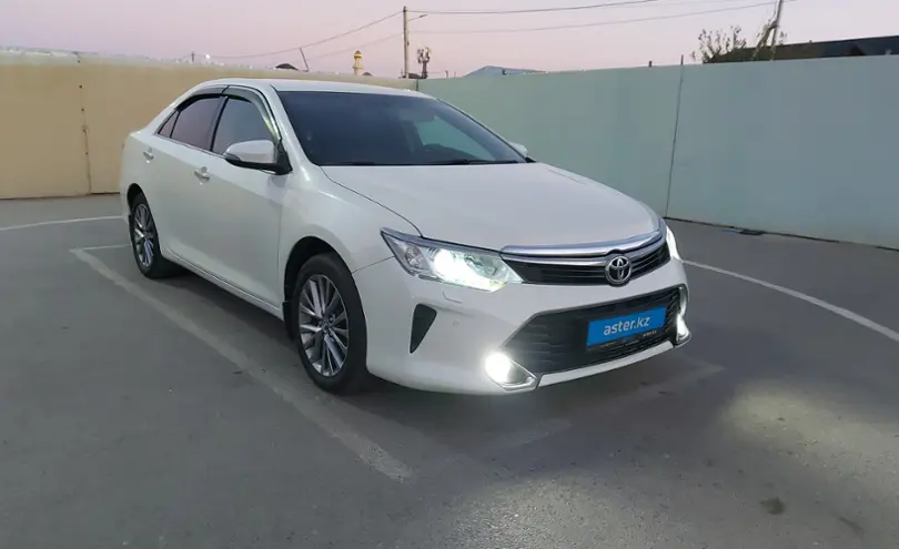 Toyota Camry 2017 года за 14 500 000 тг. в Шымкент фото 2