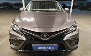 Toyota Camry 2021 года за 13 000 000 тг. в Алматы фото 2