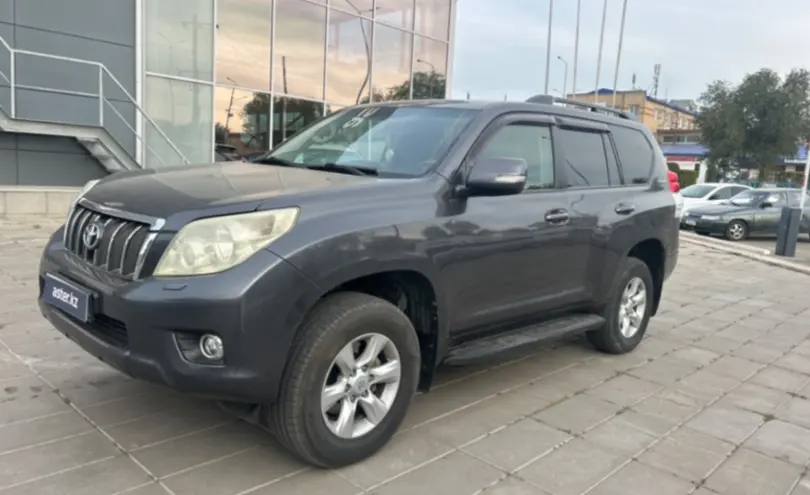 Toyota Land Cruiser Prado 2011 года за 18 000 000 тг. в Уральск