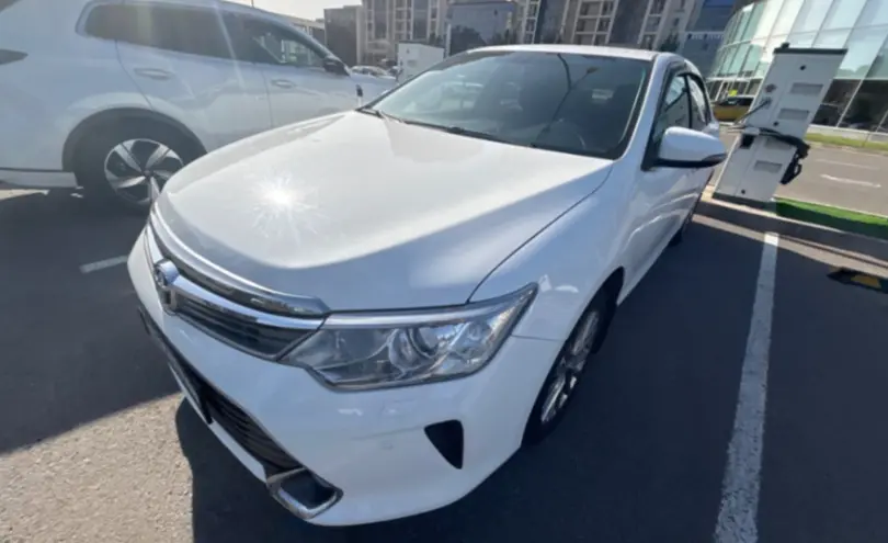 Toyota Camry 2015 года за 10 000 000 тг. в Астана