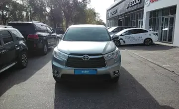 Toyota Highlander 2014 года за 15 000 000 тг. в Актобе фото 2