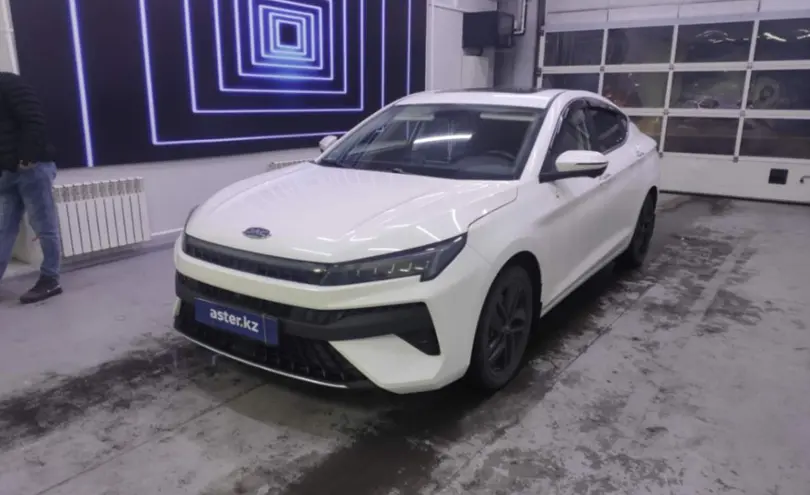 JAC J7 2024 года за 9 000 000 тг. в Павлодар