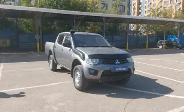 Mitsubishi L200 2015 года за 10 000 000 тг. в Алматы фото 2