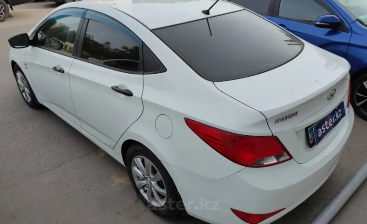 Hyundai Solaris 2014