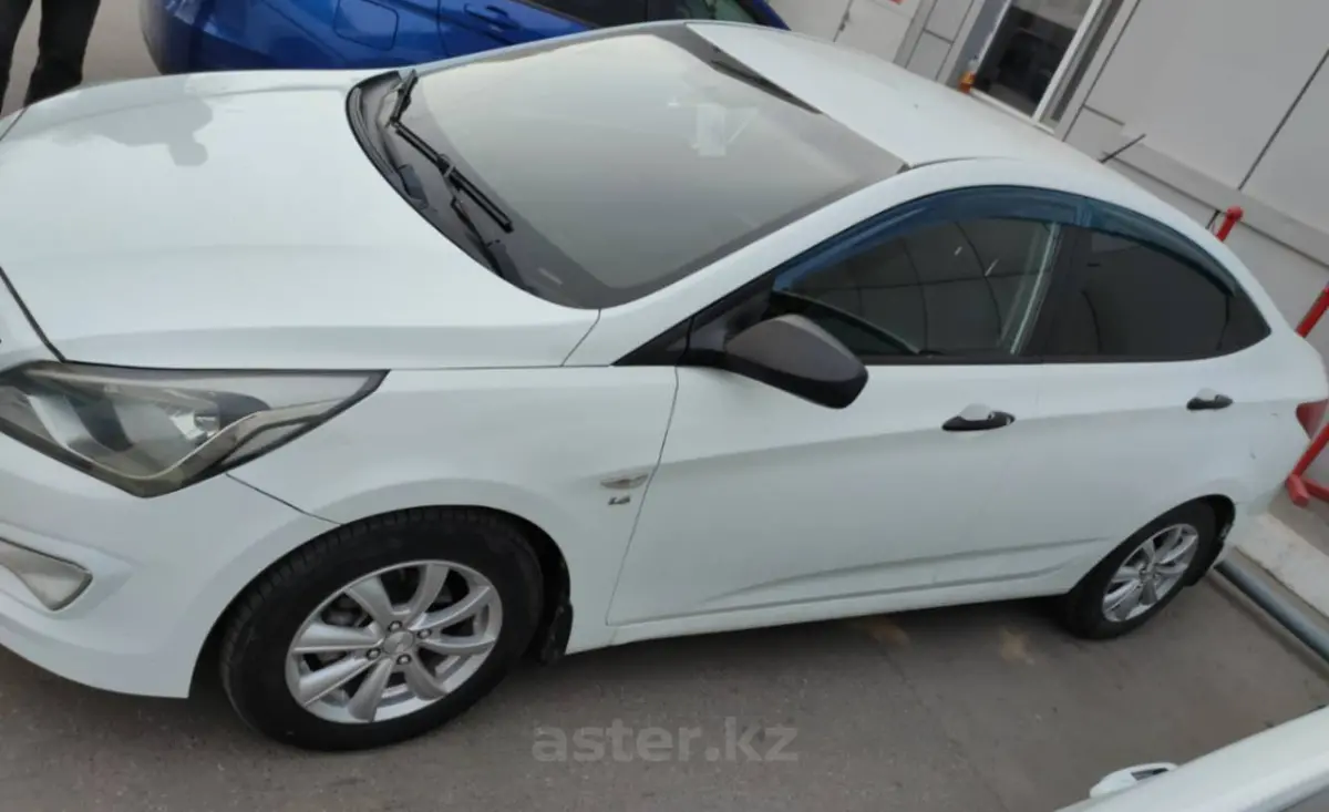 Hyundai Solaris 2014