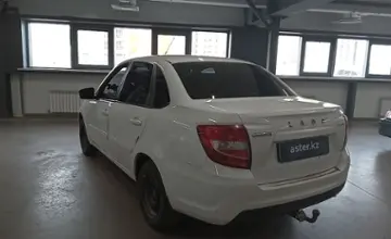 LADA (ВАЗ) Granta 2020 года за 3 700 000 тг. в Астана фото 4
