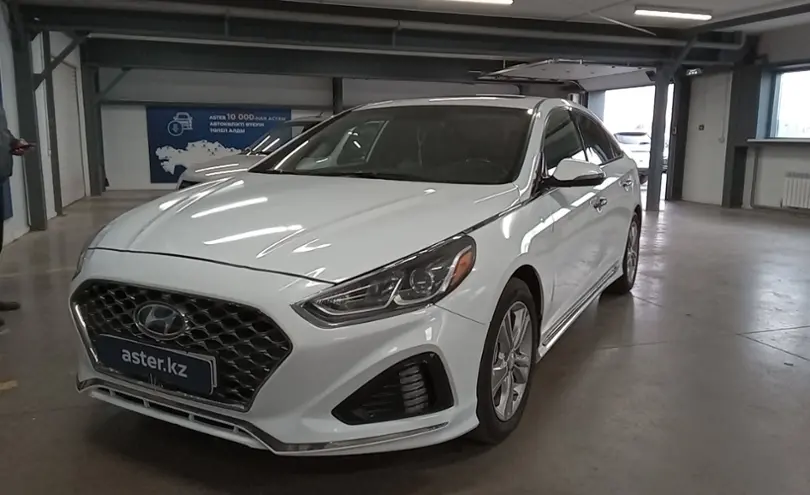Hyundai Sonata 2017 года за 8 000 000 тг. в Астана