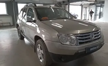 Renault Duster 2013 года за 2 800 000 тг. в Астана фото 2