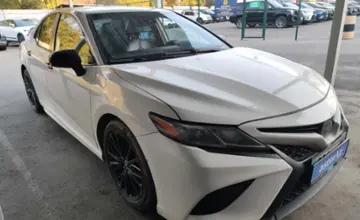 Toyota Camry 2020 года за 11 000 000 тг. в Алматы фото 3