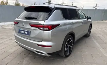 Mitsubishi Outlander 2023 года за 17 000 000 тг. в Уральск