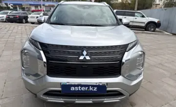 Mitsubishi Outlander 2023 года за 17 000 000 тг. в Уральск фото 2