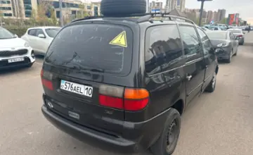 Volkswagen Sharan 1996 года за 1 500 000 тг. в Астана