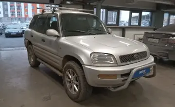 Toyota RAV4 1998 года за 2 500 000 тг. в Астана фото 2