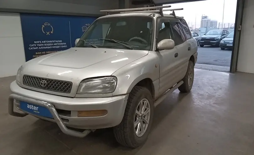 Toyota RAV4 1998 года за 2 500 000 тг. в Астана