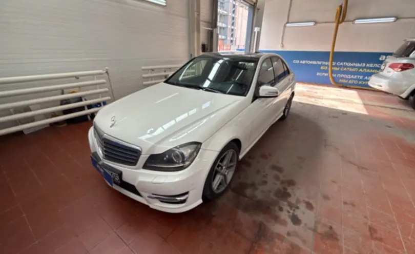 Mercedes-Benz C-Класс 2013 года за 6 000 000 тг. в Астана