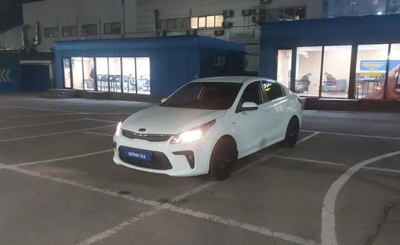 Kia Rio 2018 года за 5 800 000 тг. в Алматы