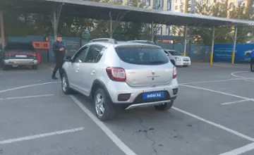 Renault Sandero 2015 года за 4 500 000 тг. в Алматы фото 4