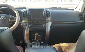 Toyota Land Cruiser 2011 года за 18 000 000 тг. в Астана