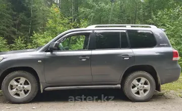 Toyota Land Cruiser 2011 года за 18 000 000 тг. в Астана фото 2