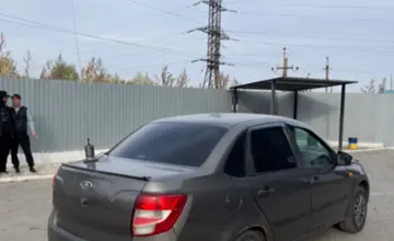 LADA (ВАЗ) Granta 2014 года за 2 500 000 тг. в Уральск