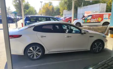 Kia K5 2015 года за 9 500 000 тг. в Алматы фото 4