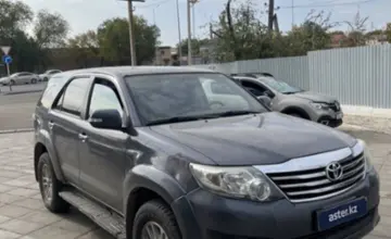 Toyota Fortuner 2012 года за 11 500 000 тг. в Уральск фото 3