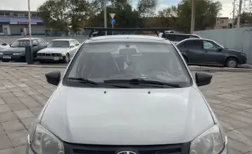 LADA (ВАЗ) Granta 2015 года за 1 000 000 тг. в Уральск фото 2