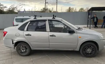 LADA (ВАЗ) Granta 2015 года за 1 000 000 тг. в Уральск фото 4