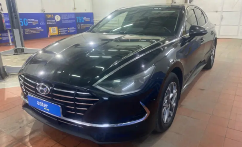 Hyundai Sonata 2020 года за 10 000 000 тг. в Астана