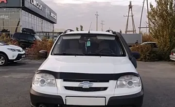 Chevrolet Niva 2015 года за 3 450 000 тг. в Атырау фото 2