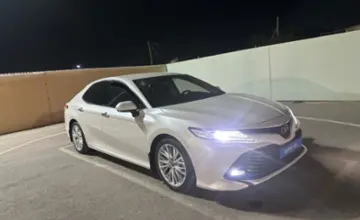 Toyota Camry 2018 года за 14 590 000 тг. в Шымкент фото 3