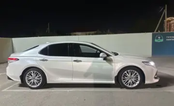 Toyota Camry 2018 года за 14 590 000 тг. в Шымкент фото 4