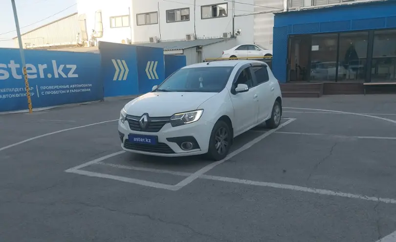 Renault Sandero 2020 года за 6 000 000 тг. в Алматы