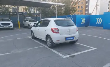 Renault Sandero 2020 года за 6 000 000 тг. в Алматы фото 4