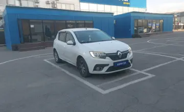 Renault Sandero 2020 года за 6 000 000 тг. в Алматы фото 2