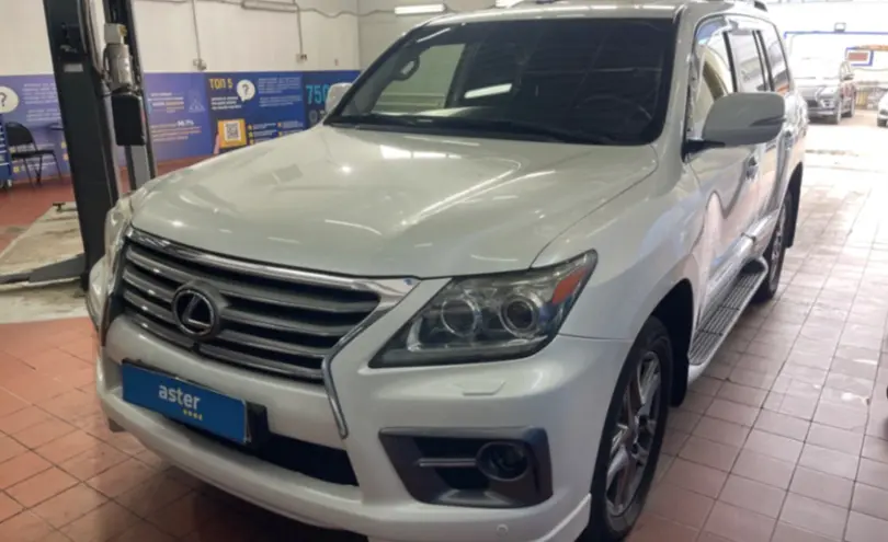 Lexus LX 2012 года за 23 000 000 тг. в Астана