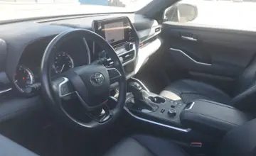 Toyota Highlander 2023 года за 19 000 000 тг. в Алматы фото 5