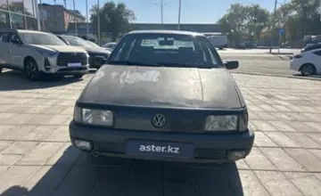 Volkswagen Passat 1990 года за 700 000 тг. в Уральск фото 2