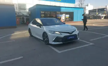 Toyota Camry 2021 года за 9 500 000 тг. в Алматы фото 2