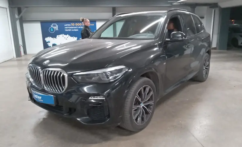 BMW X5 2018 года за 30 000 000 тг. в Астана