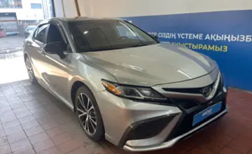 Toyota Camry 2020 года за 13 500 000 тг. в Астана фото 3