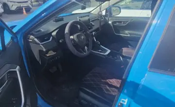 Toyota RAV4 2019 года за 16 500 000 тг. в Астана