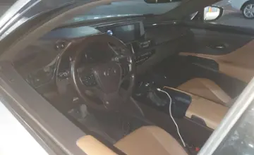 Lexus ES 2018 года за 18 000 000 тг. в Алматы фото 5