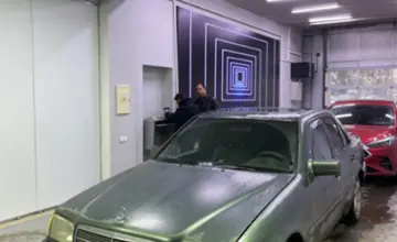 Mercedes-Benz C-Класс 1994 года за 800 000 тг. в Павлодар фото 1