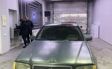 Mercedes-Benz C-Класс 1994 года за 800 000 тг. в Павлодар фото 2