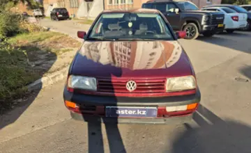 Volkswagen Vento 1993 года за 1 100 000 тг. в Костанай фото 2