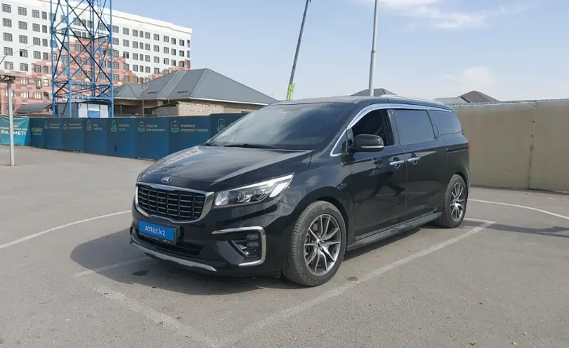 Kia Carnival 2020 года за 19 000 000 тг. в Шымкент