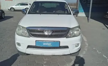 Toyota Fortuner 2005 года за 7 000 000 тг. в Караганда фото 2