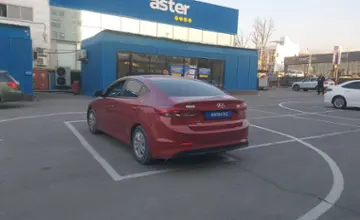 Hyundai Elantra 2018 года за 7 800 000 тг. в Алматы фото 4