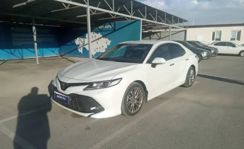 Toyota Camry 2018 года за 12 800 000 тг. в Кызылорда